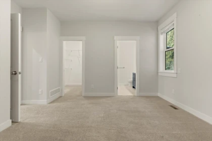 Basement Recreation Room Photo of 47389 Yale Road, Chilliwack, BC