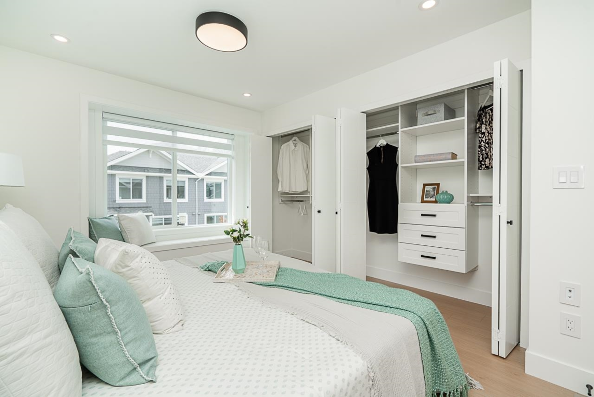 Basement Recreation Room Photo of 6 2525 156 Street, Surrey, BC