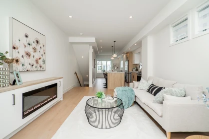 Kitchen Island Photo of 6 2525 156 Street, Surrey, BC