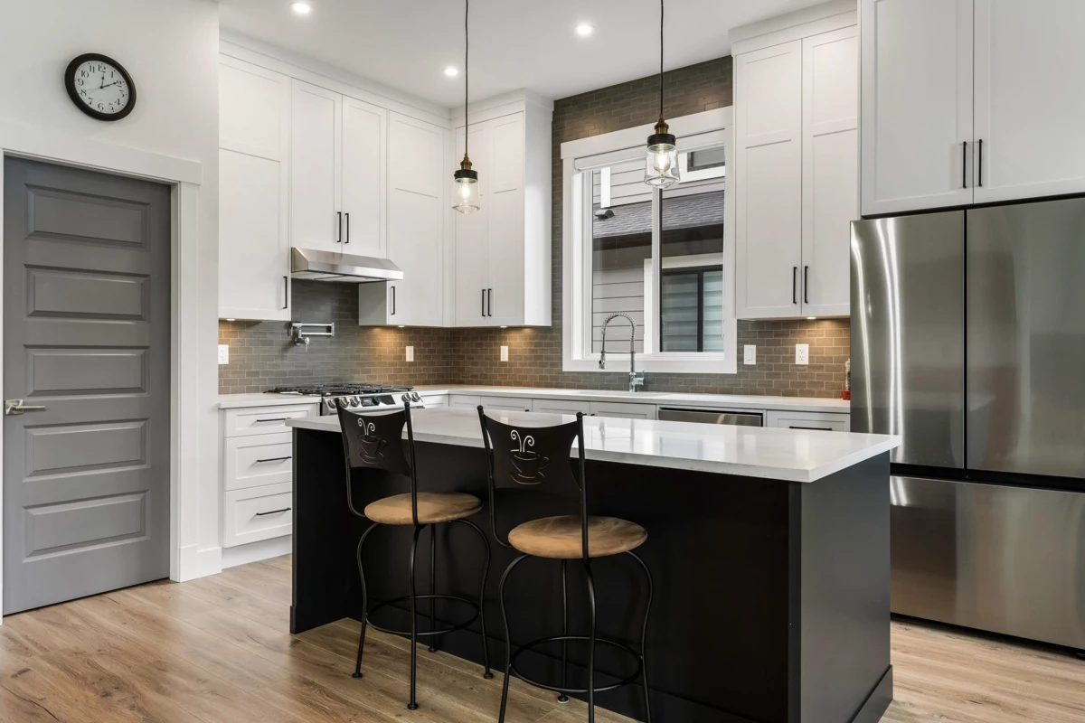 Breakfast Nook Photo of 88 1880 Columbia Valley Road, Lindell Beach, BC