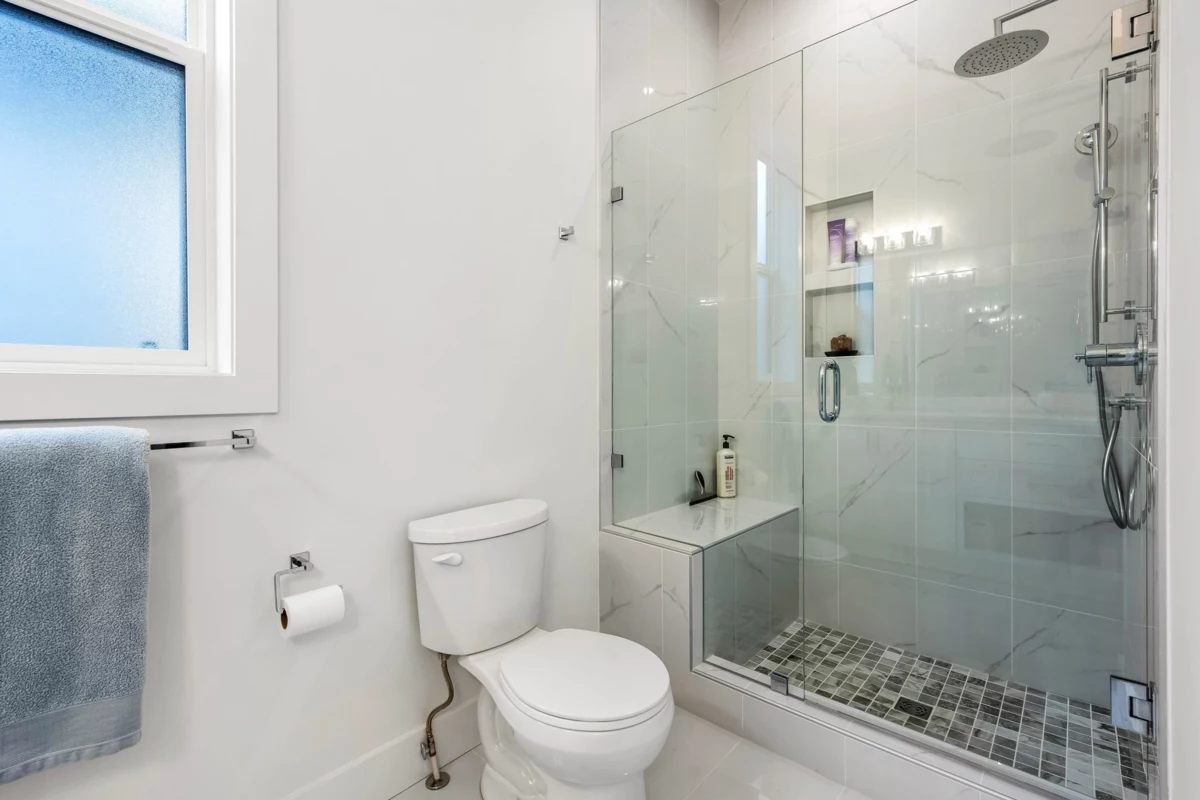 Loft / Bonus Room Photo of 88 1880 Columbia Valley Road, Lindell Beach, BC