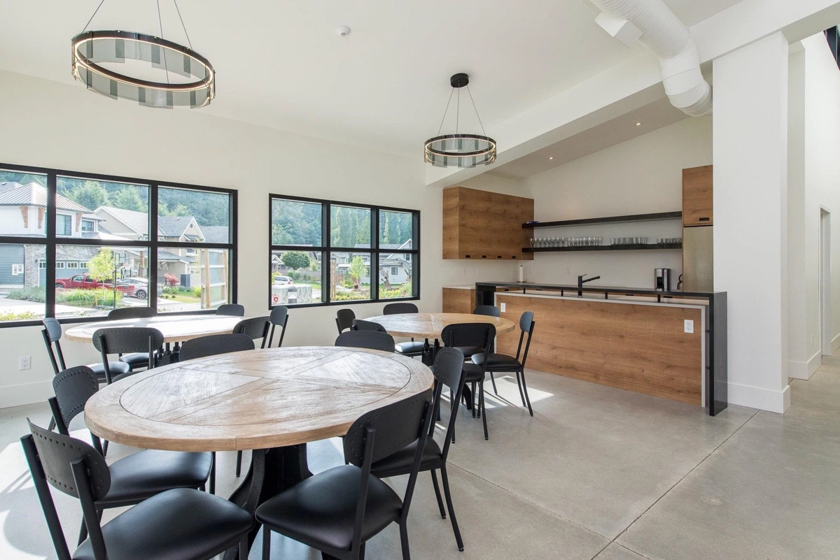 Outdoor Kitchen Photo of 88 1880 Columbia Valley Road, Lindell Beach, BC