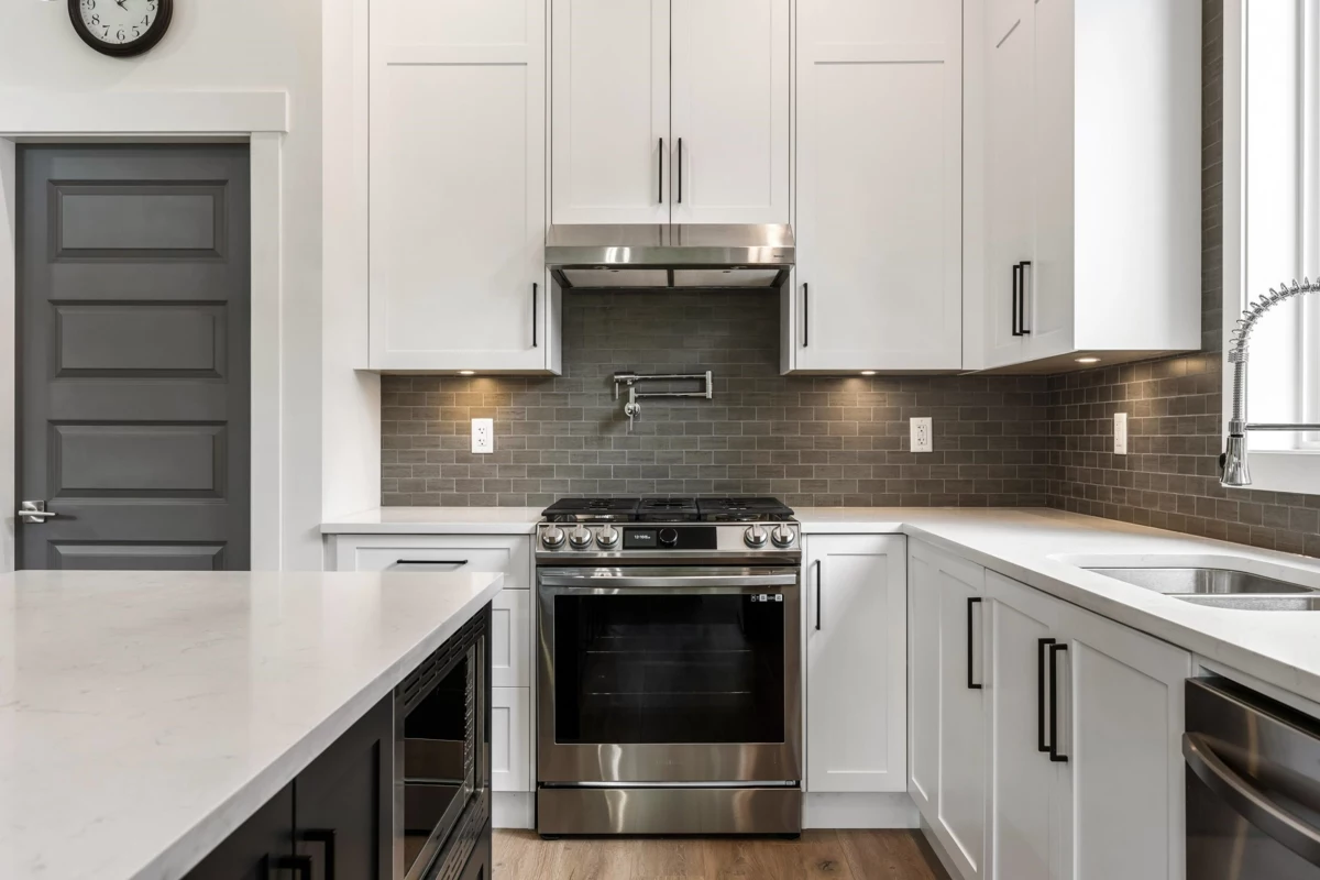 Walk-In Closet Photo of 88 1880 Columbia Valley Road, Lindell Beach, BC