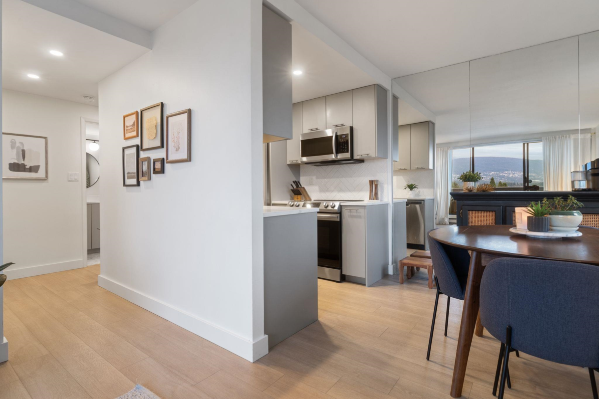 Basement Recreation Room Photo of 905 110 W 4th Street, North Vancouver, BC