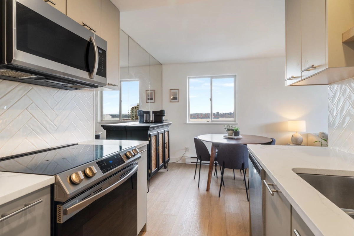 Bedroom 2 Photo of 905 110 W 4th Street, North Vancouver, BC