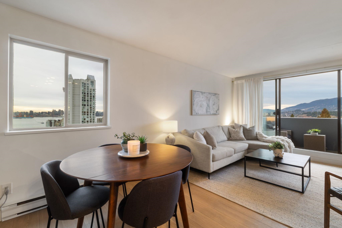 Family Room Photo of 905 110 W 4th Street, North Vancouver, BC