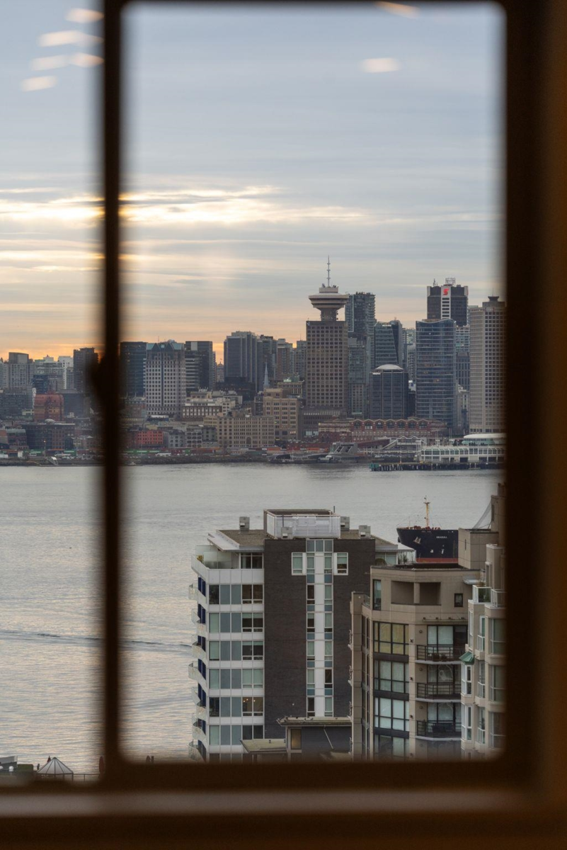 Primary Bedroom Photo of 905 110 W 4th Street, North Vancouver, BC