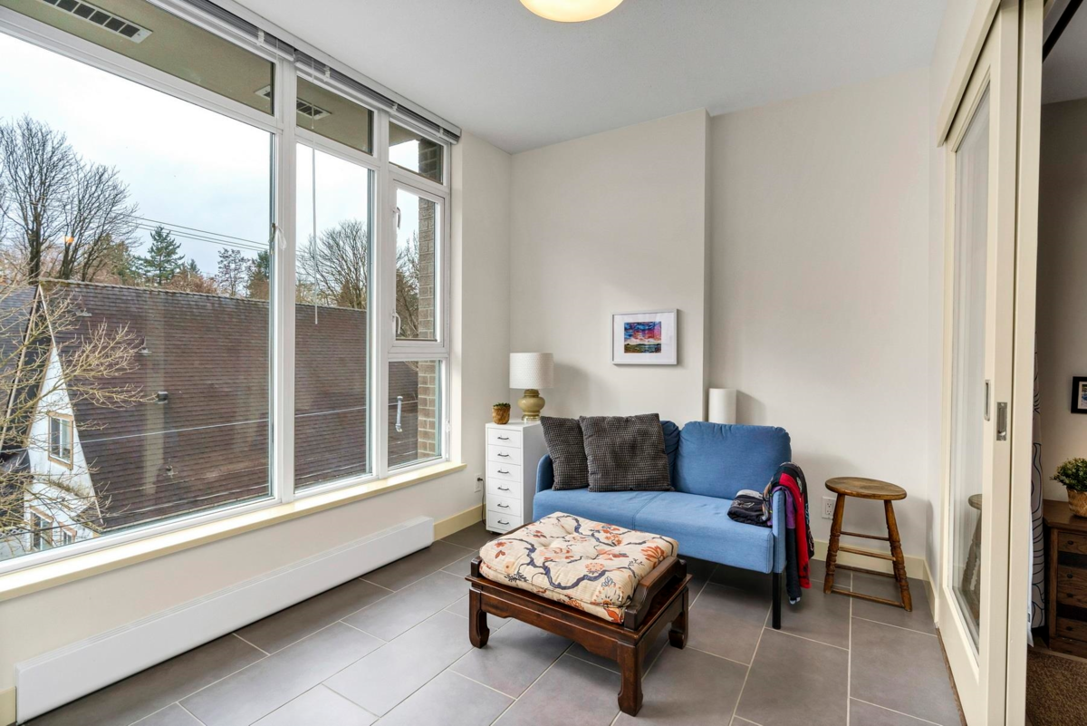 Kitchen Island Photo of 413 2520 Manitoba Street, Vancouver, BC
