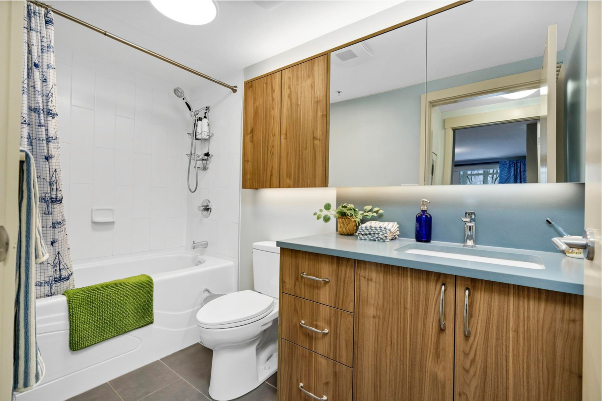 Powder Room Photo of 413 2520 Manitoba Street, Vancouver, BC