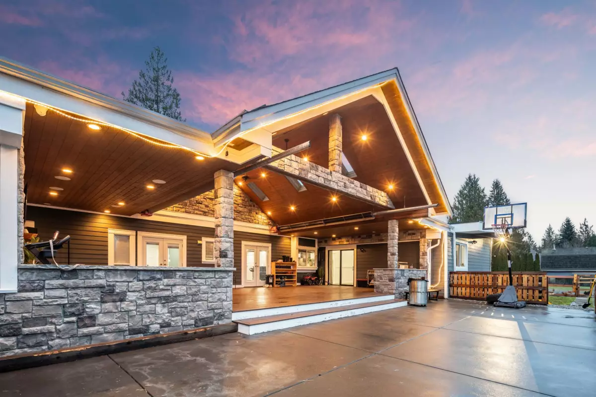 Family Room Photo of 21298 36 Avenue, Langley, BC