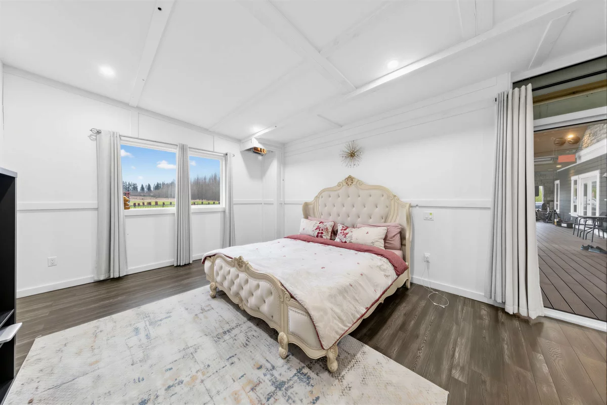 Hallway Photo of 21298 36 Avenue, Langley, BC