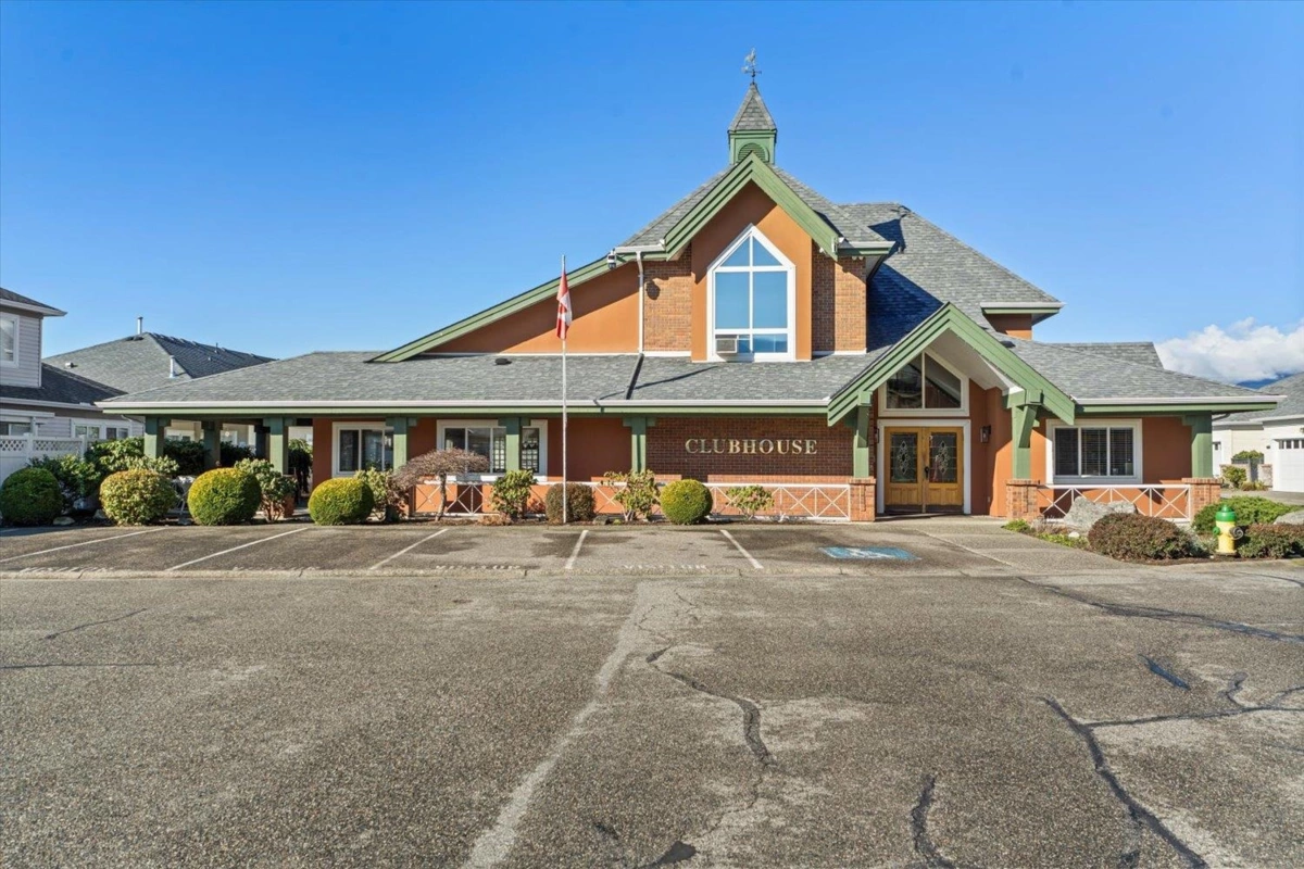 Garden / Landscaping Photo of 106 8485 Young Road, Chilliwack, BC