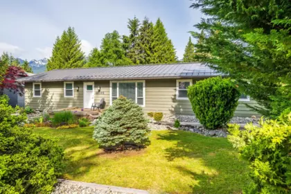 40195 Kintyre Drive, Squamish, BC, Squamish — Single Family Residence for sale