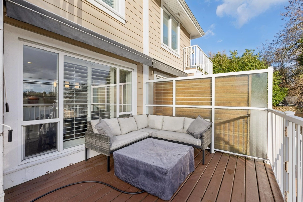 Backyard Photo of 205 E 18th Street, North Vancouver, BC