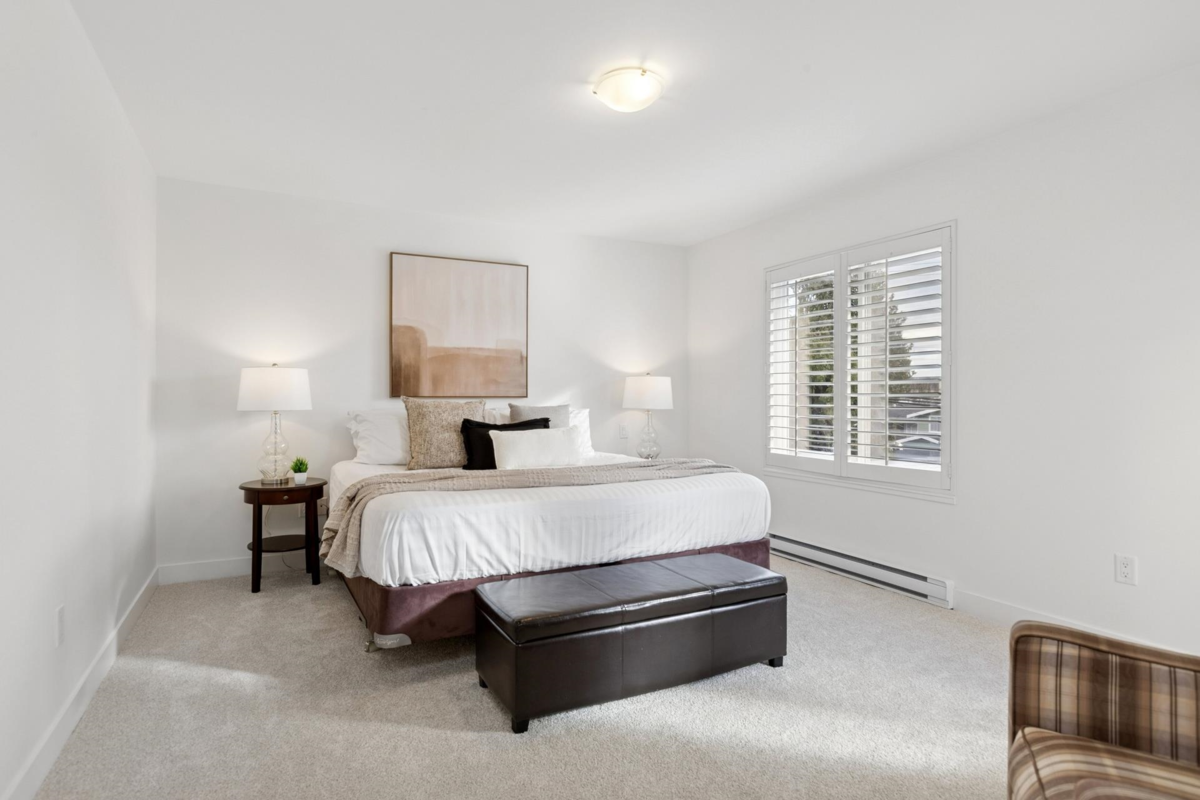 Powder Room Photo of 205 E 18th Street, North Vancouver, BC