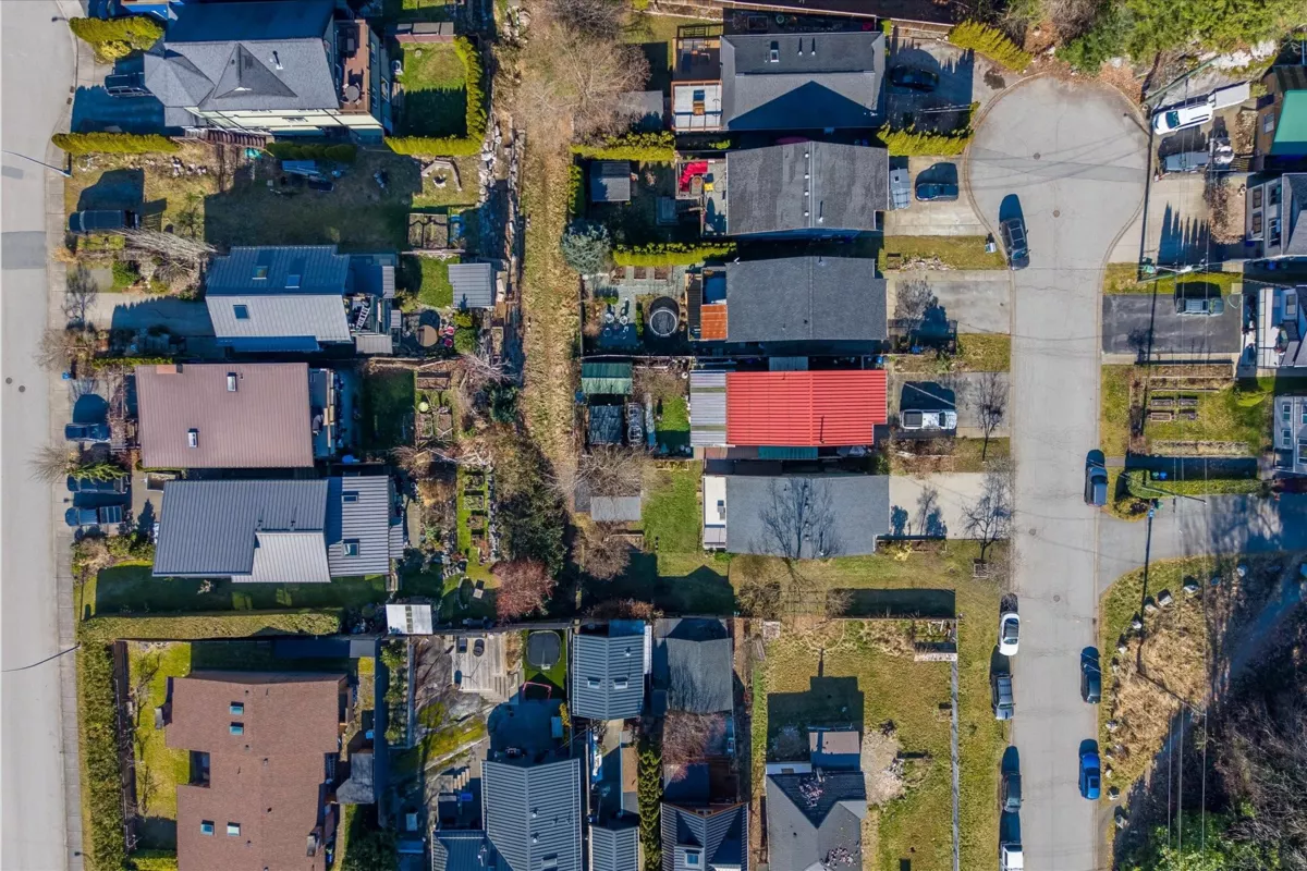 Garden / Landscaping Photo of 1045 Northridge Drive, Squamish, BC