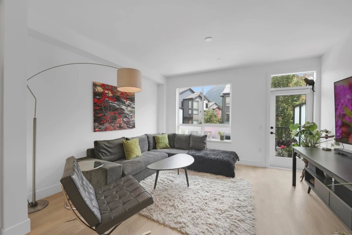 Pantry Photo of 38043 Helm Way, Squamish, BC