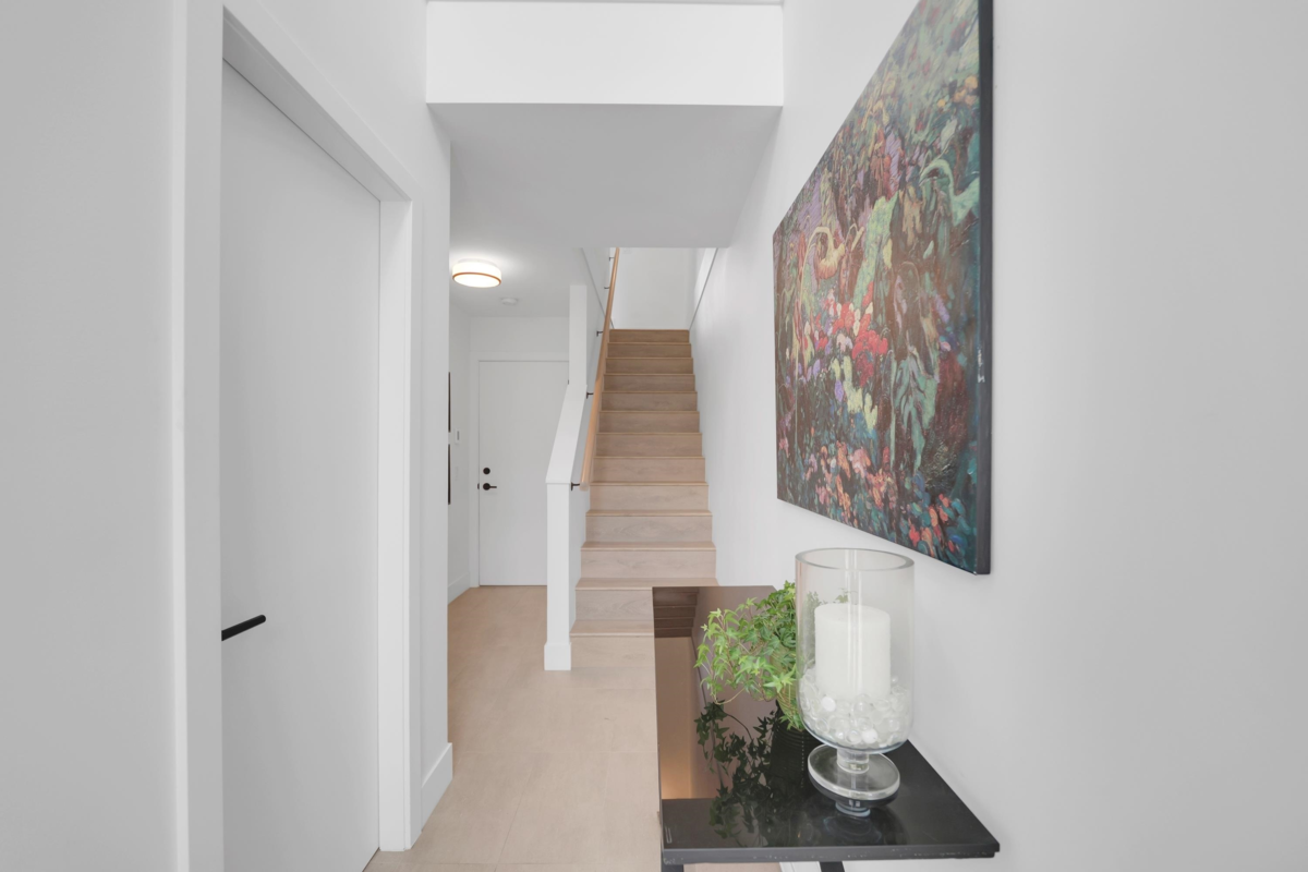 Primary Bedroom Photo of 38043 Helm Way, Squamish, BC