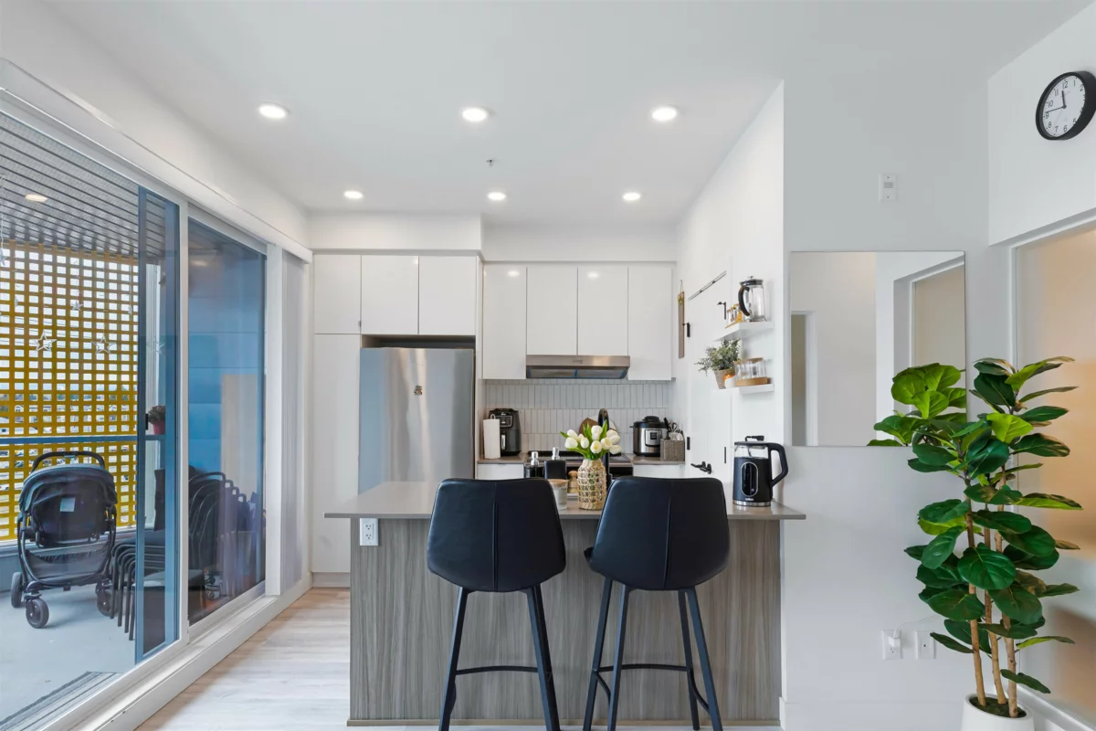 Exterior Rear Photo of 406 32828 Landeau Place, Abbotsford, BC