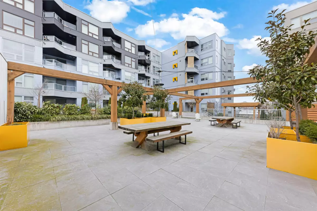 Powder Room Photo of 406 32828 Landeau Place, Abbotsford, BC