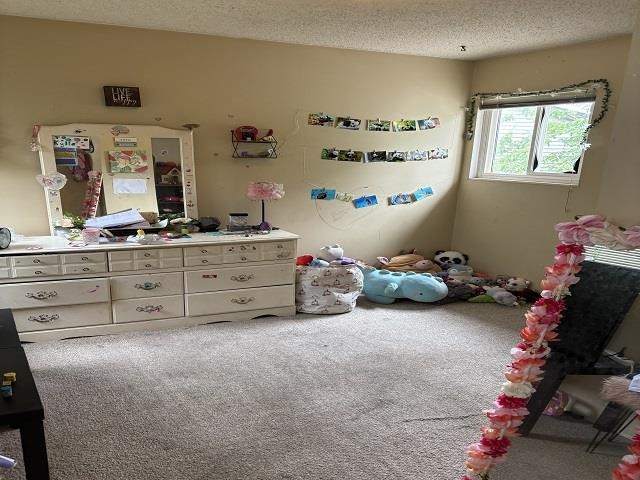 Walk-In Closet Photo of 19753 Wildcrest Avenue, Pitt Meadows, BC