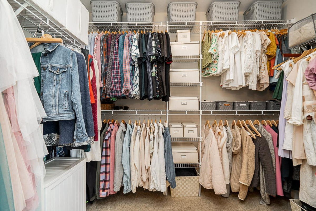 Entry Foyer Photo of 6069 163b Street, Surrey, BC