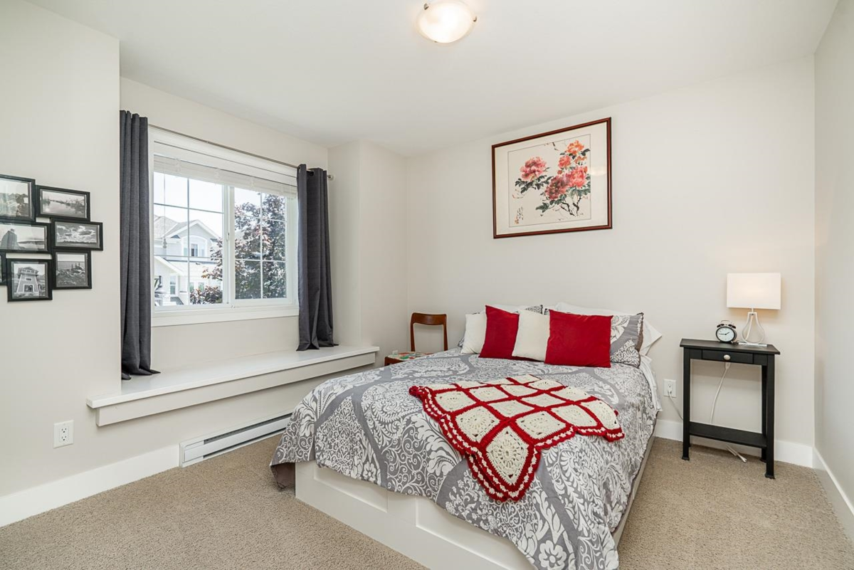 Hallway Photo of 6069 163b Street, Surrey, BC