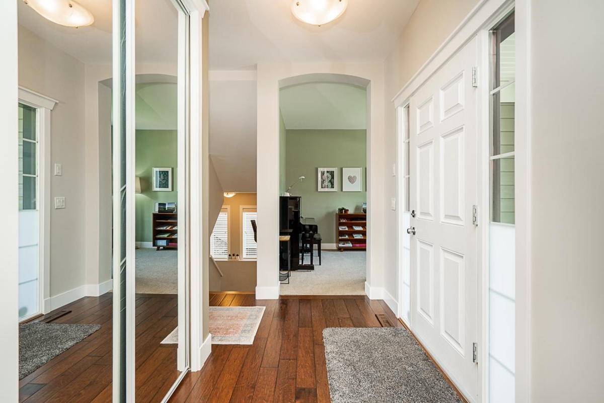 Walk-In Closet Photo of 6069 163b Street, Surrey, BC