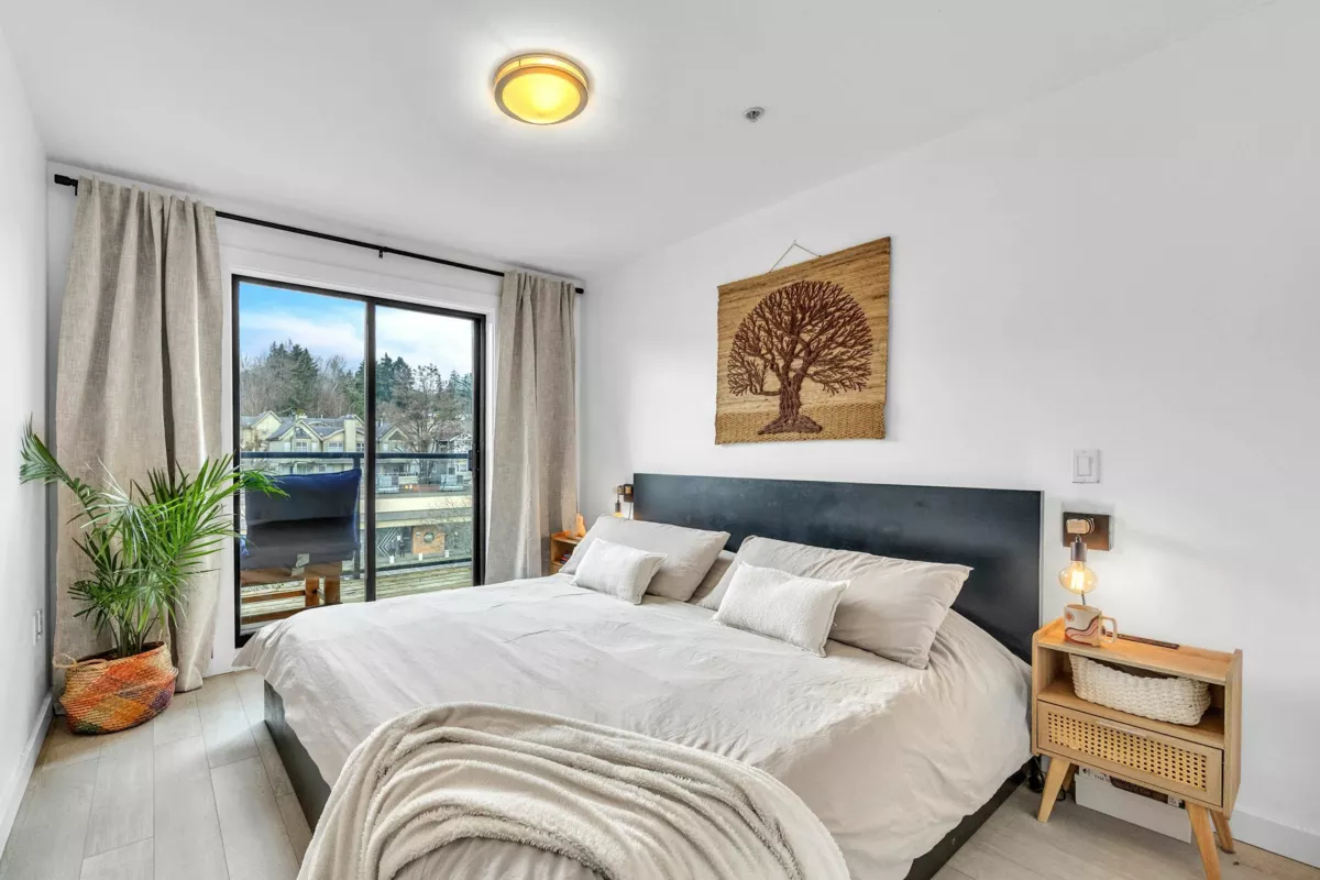 Bedroom 3 Photo of 405 935 W 16th Street, North Vancouver, BC