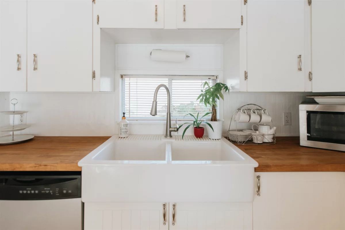 Kitchen Island Photo of 226 Pratt Road, Gibsons, BC