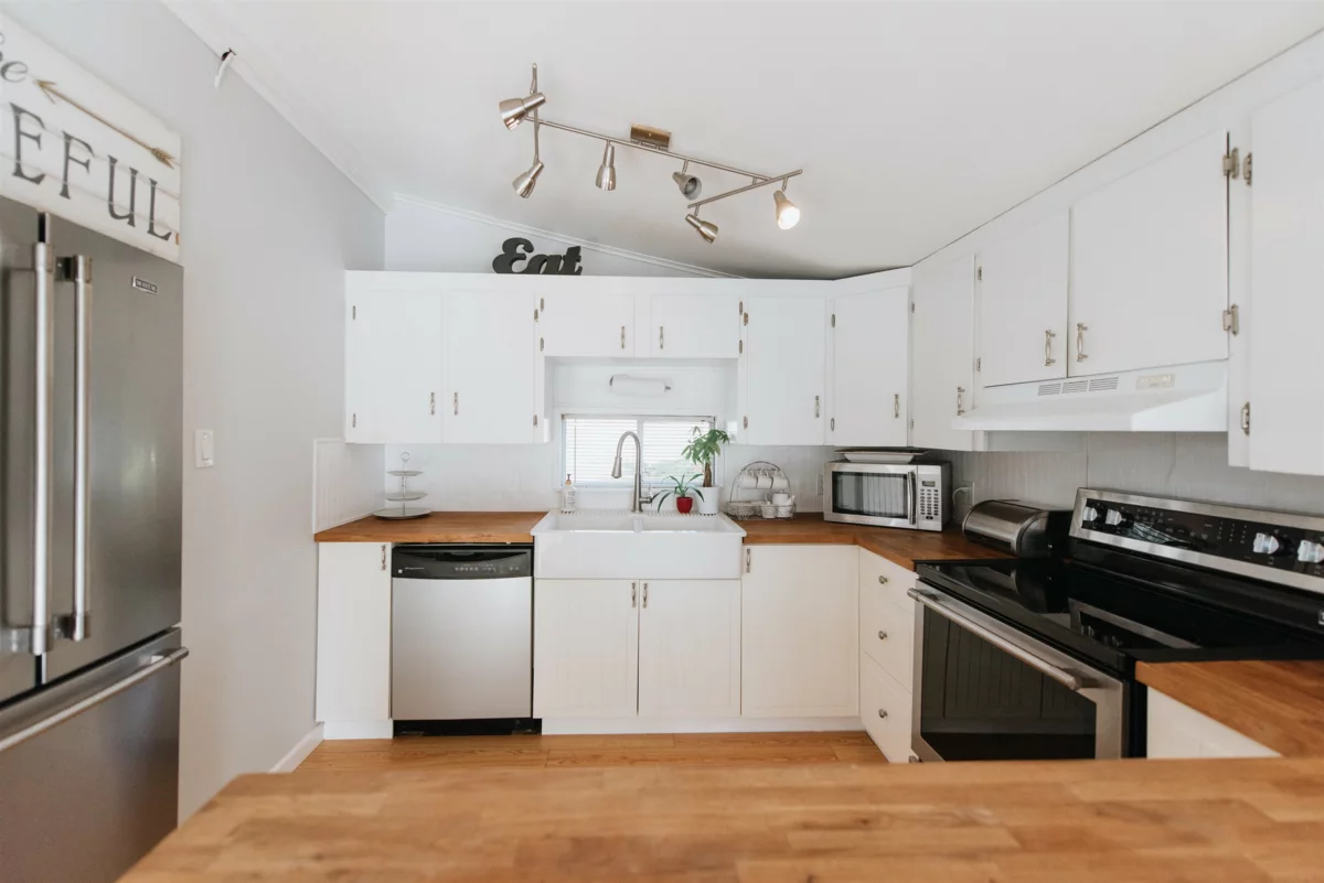 Pantry Photo of 226 Pratt Road, Gibsons, BC