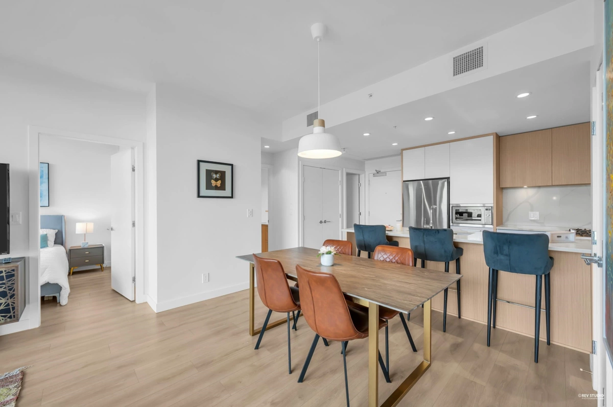 Primary Bathroom Photo of 3502 567 Clarke Road, Coquitlam, BC