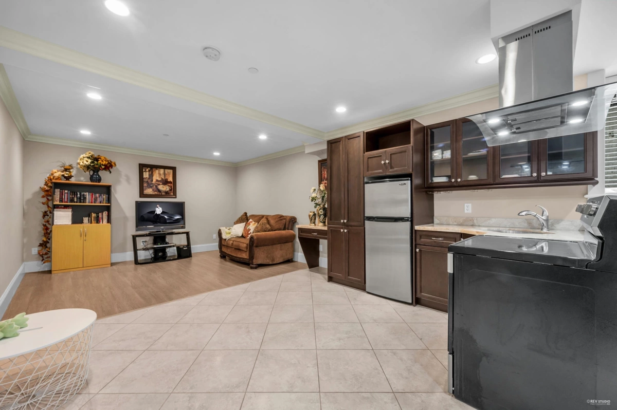 Outdoor Kitchen Photo of 1287 Gordon Avenue, West Vancouver, BC