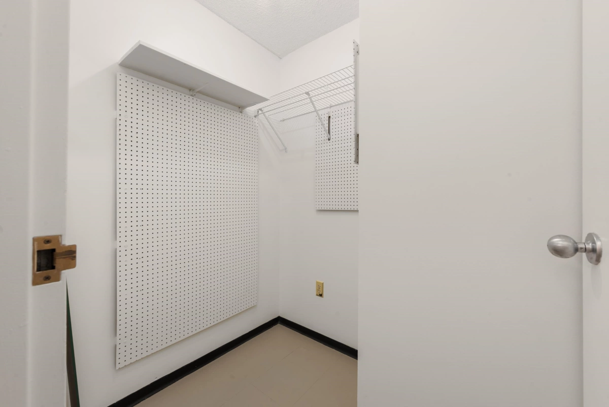 Basement Recreation Room Photo of 227 9847 Manchester Drive, Burnaby, BC