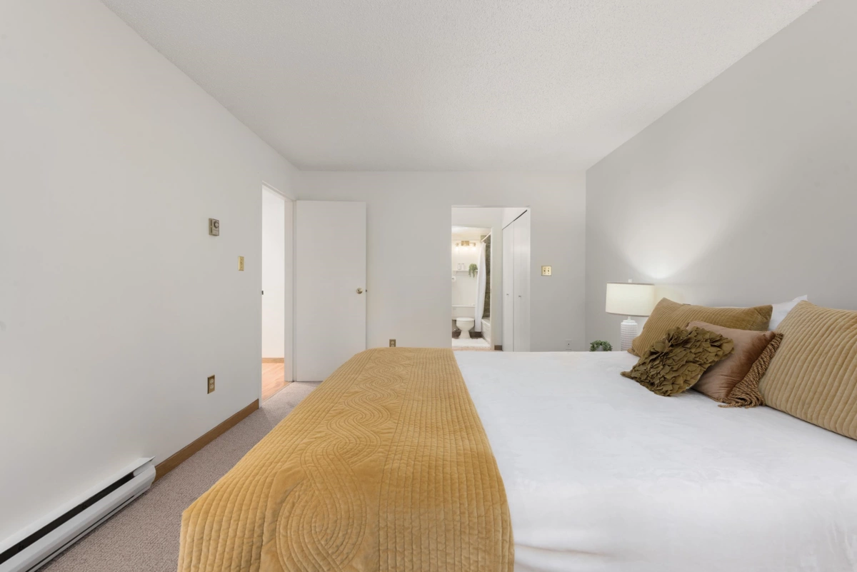 Bedroom 4 Photo of 227 9847 Manchester Drive, Burnaby, BC