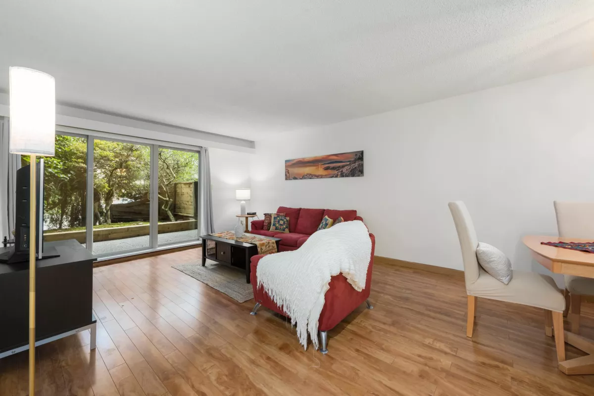Dining Area Photo of 227 9847 Manchester Drive, Burnaby, BC
