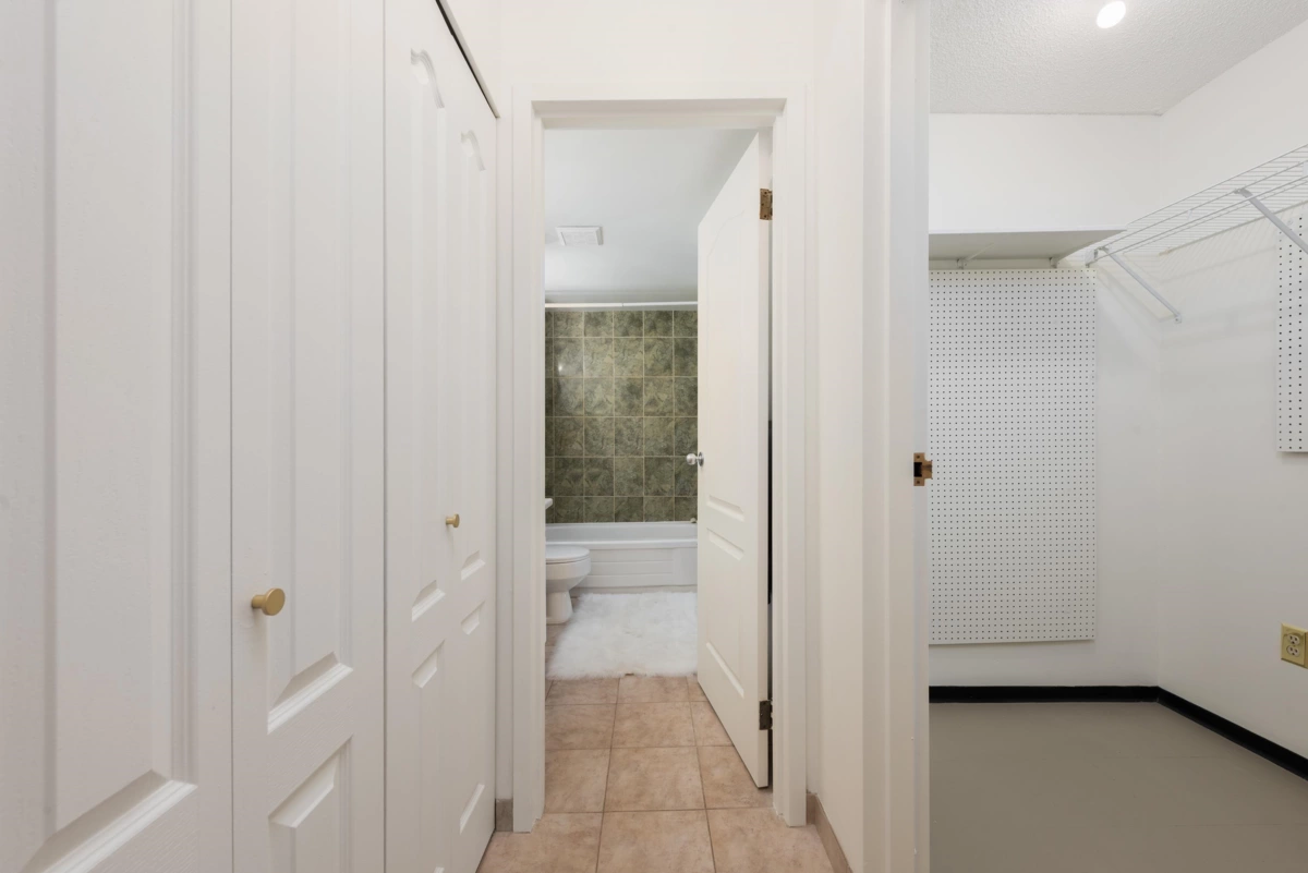 Loft / Bonus Room Photo of 227 9847 Manchester Drive, Burnaby, BC