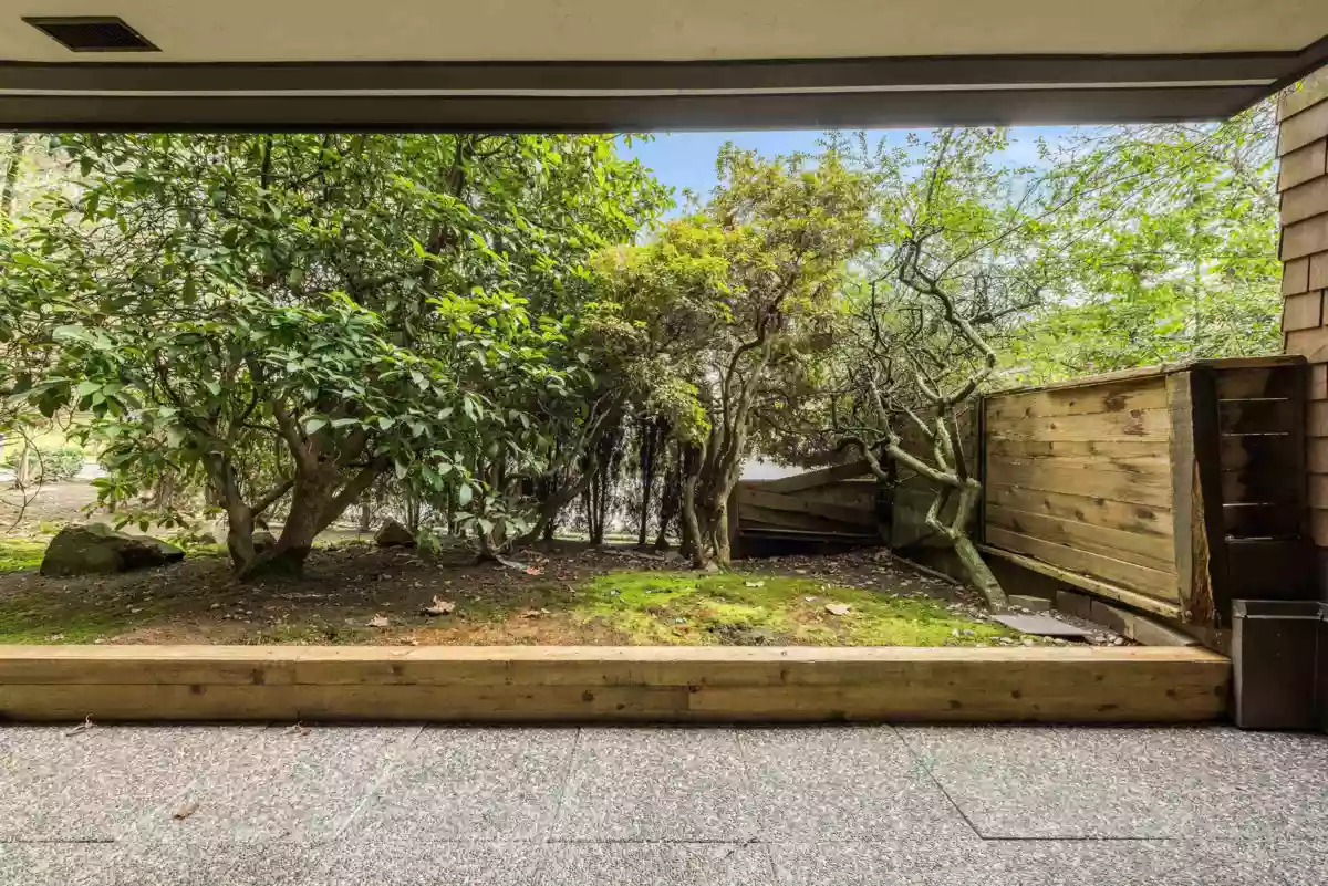 Staircase Photo of 227 9847 Manchester Drive, Burnaby, BC