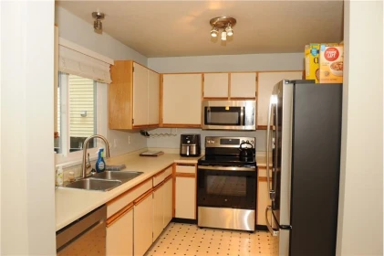 Kitchen Photo of 22130 River Bend, Maple Ridge, BC