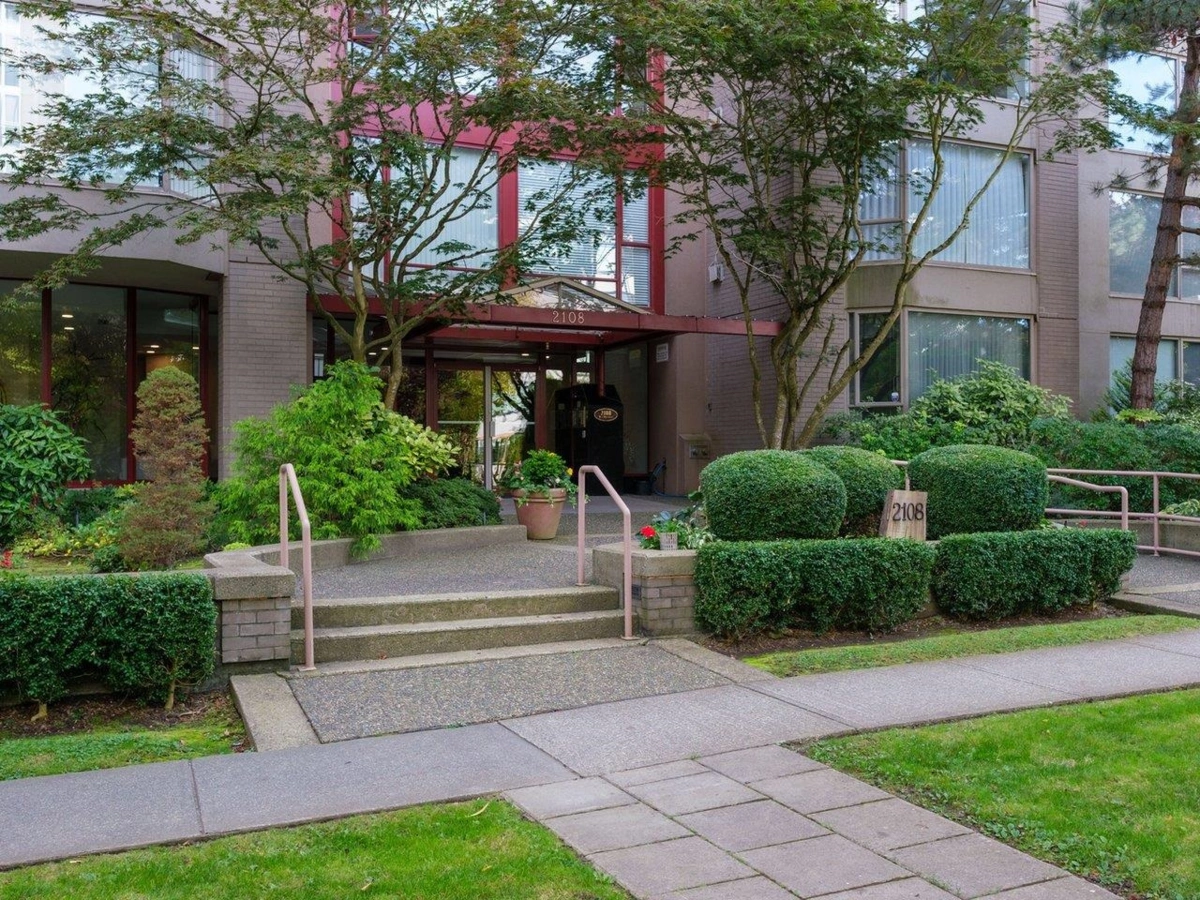 Exterior Rear Photo of 802 2108 W 38th Avenue, Vancouver, BC
