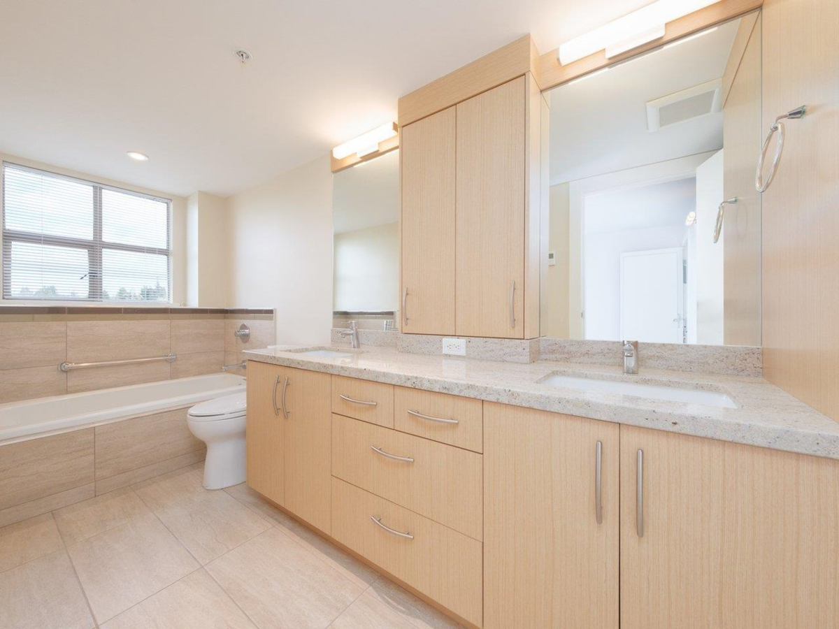 Mudroom Photo of 802 2108 W 38th Avenue, Vancouver, BC