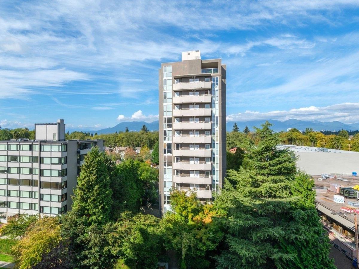 Street View Photo of 802 2108 W 38th Avenue, Vancouver, BC