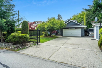 1033 164 Street, Surrey, BC, Surrey — Single Family Residence for sale