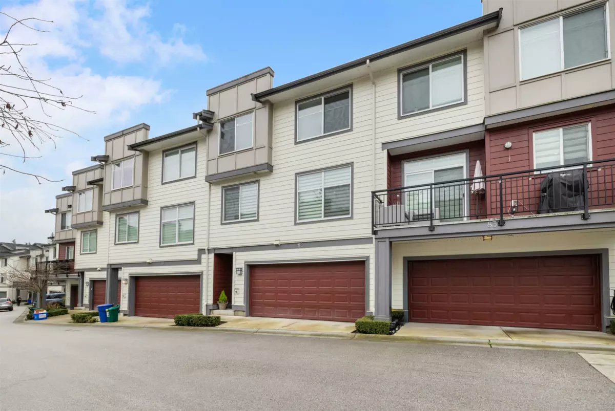 Dining Area Photo of 82 15665 Mountain View Drive, Surrey, BC