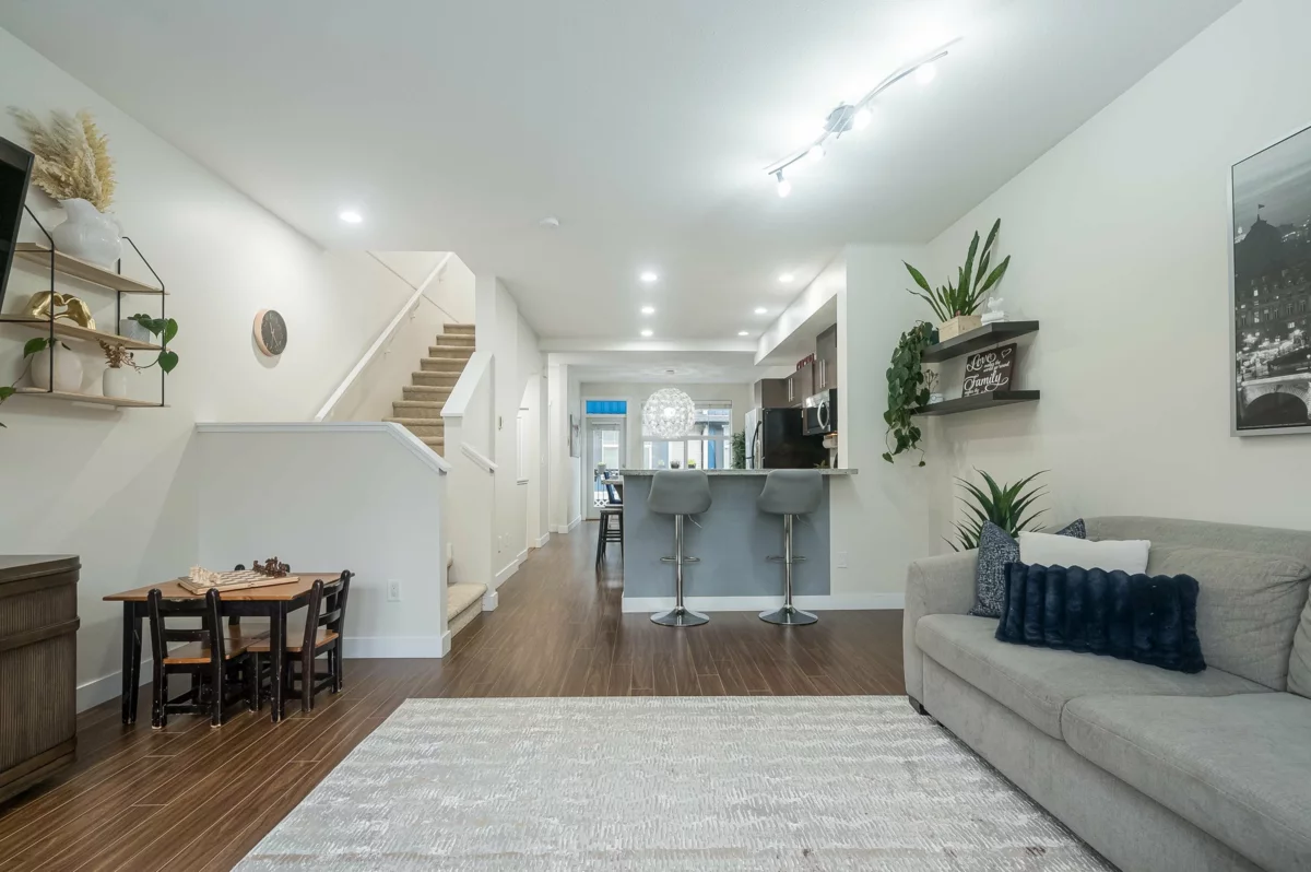 Breakfast Nook Photo of 13 18211 70th Avenue, Surrey, BC