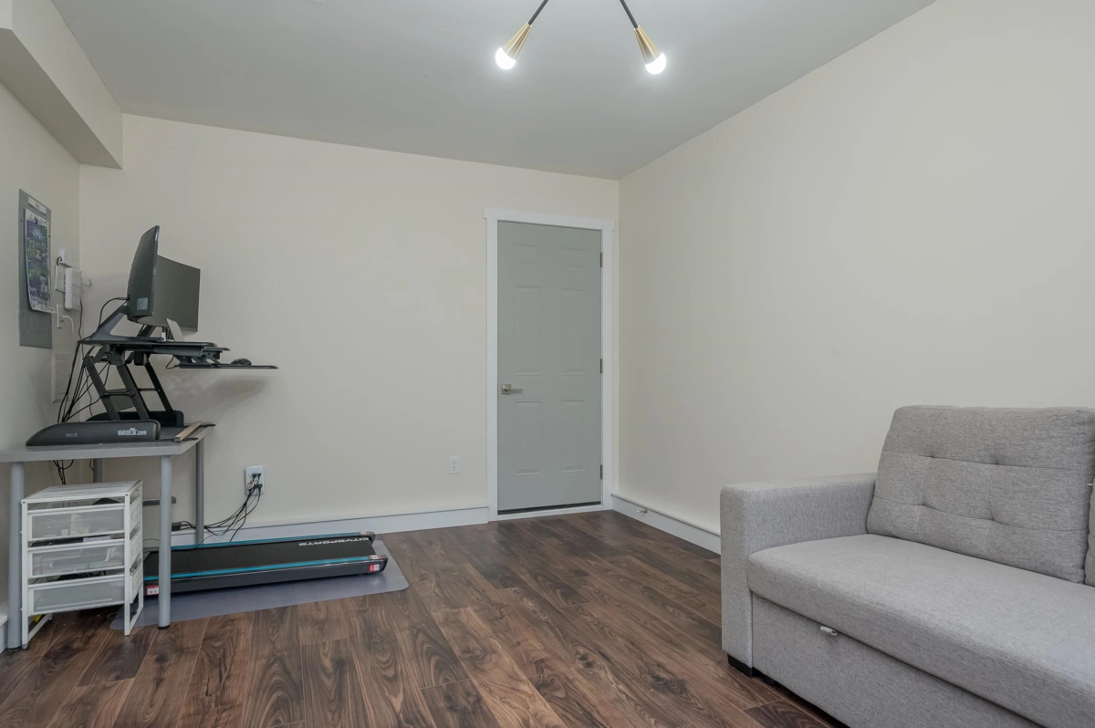 Swimming Pool Photo of 13 18211 70th Avenue, Surrey, BC