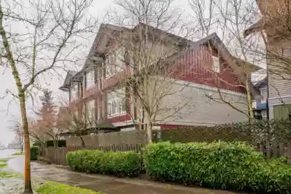 13 18211 70th Avenue, Surrey, BC