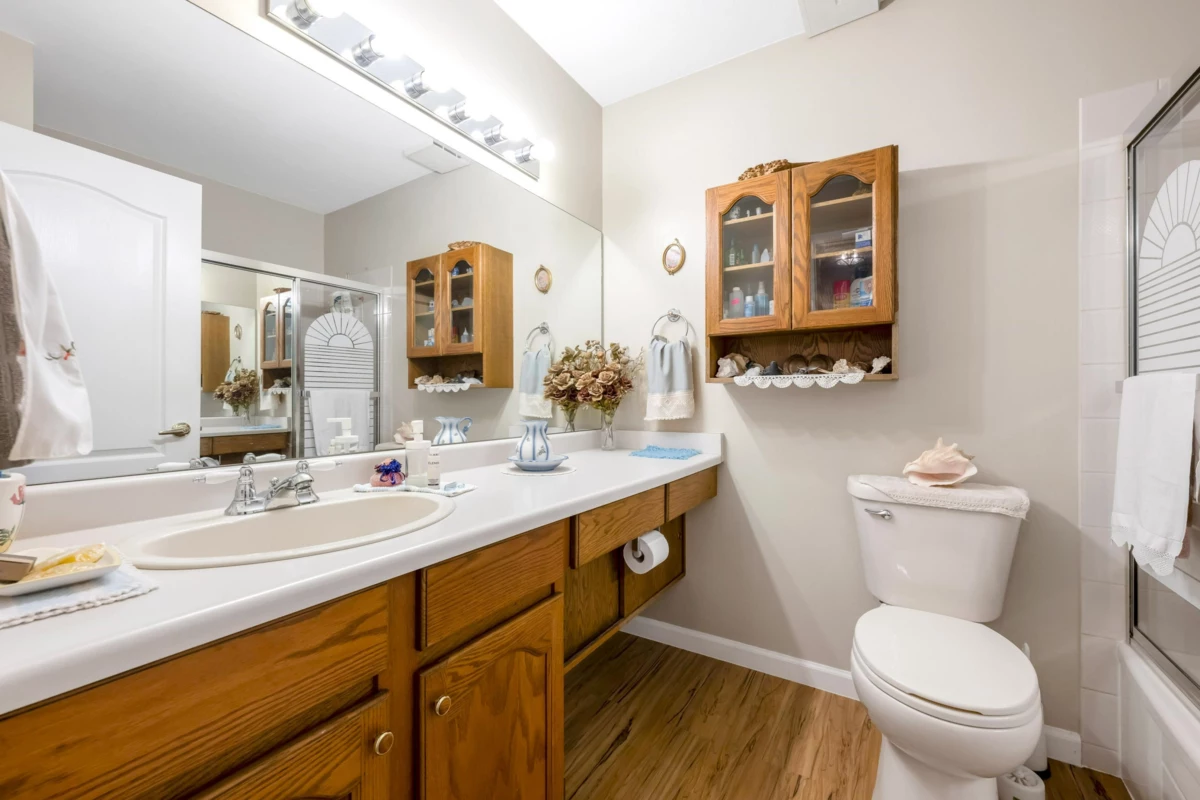 Entry Foyer Photo of 25 22308 124 Avenue, Maple Ridge, BC