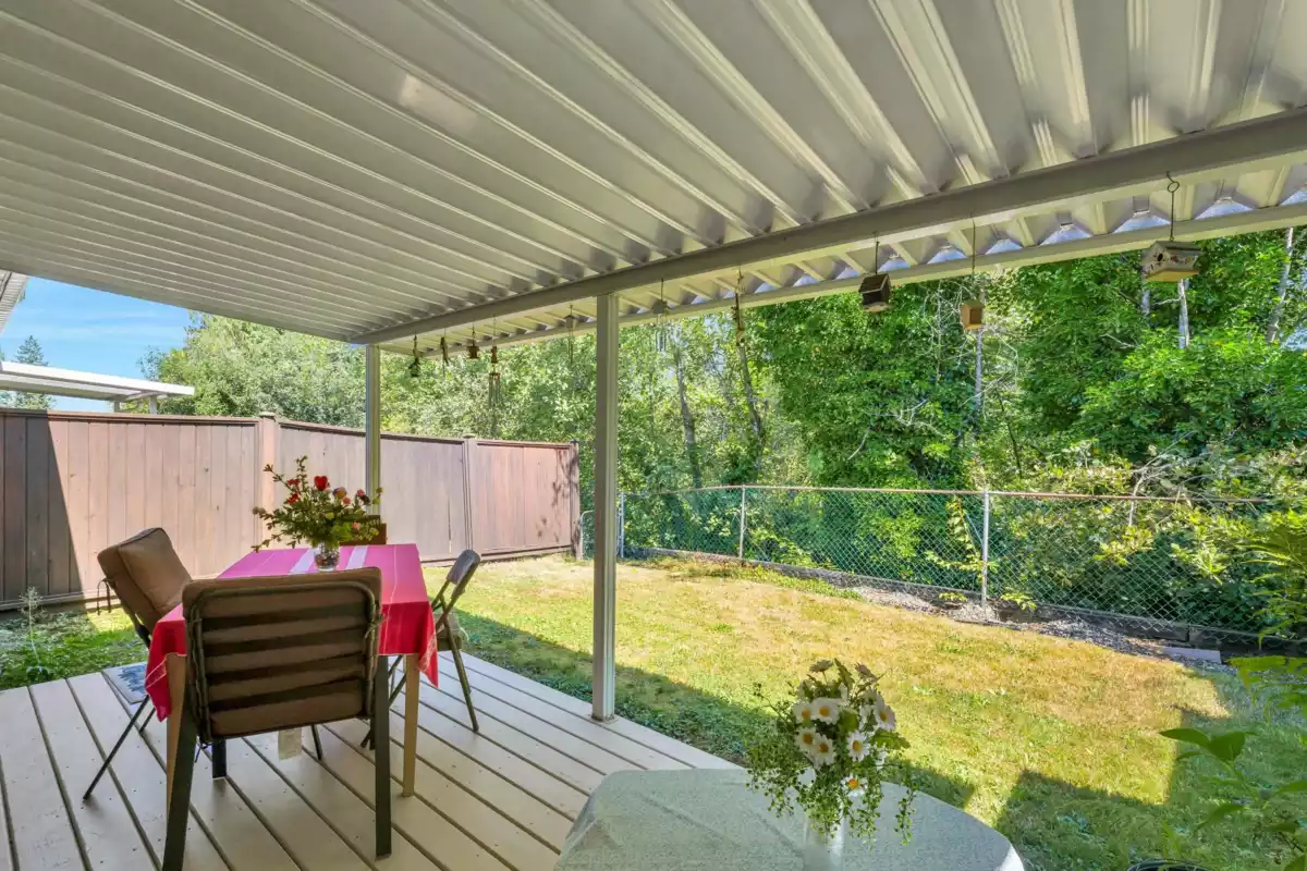 Staircase Photo of 25 22308 124 Avenue, Maple Ridge, BC