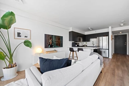 404 1633 W 8th Avenue, Vancouver, BC